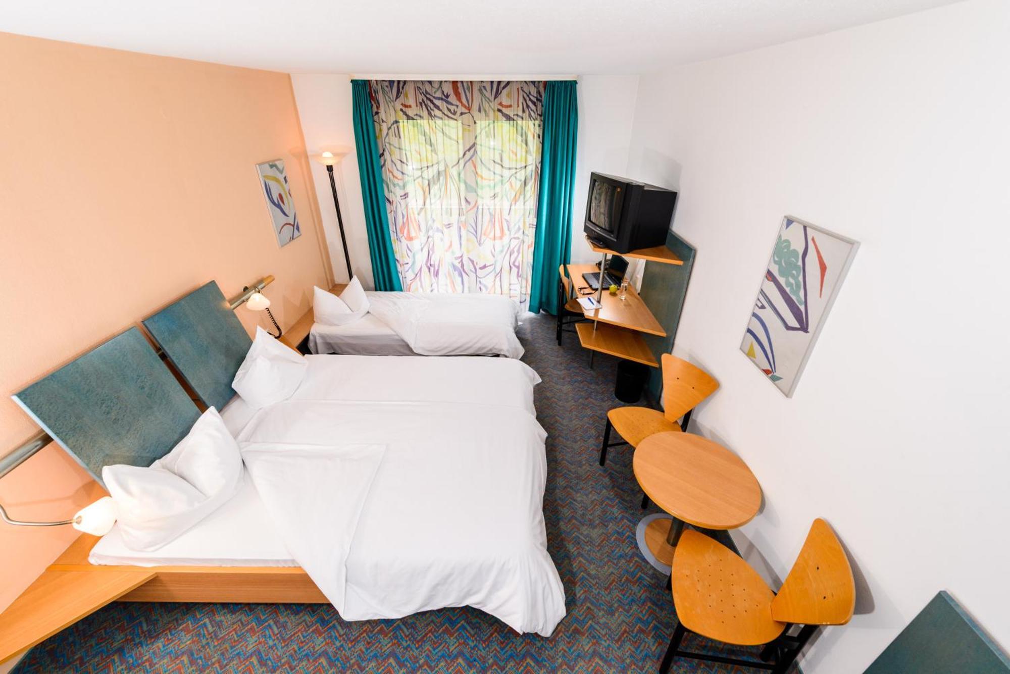 Hotel Residenz Schnelldorf Стая снимка