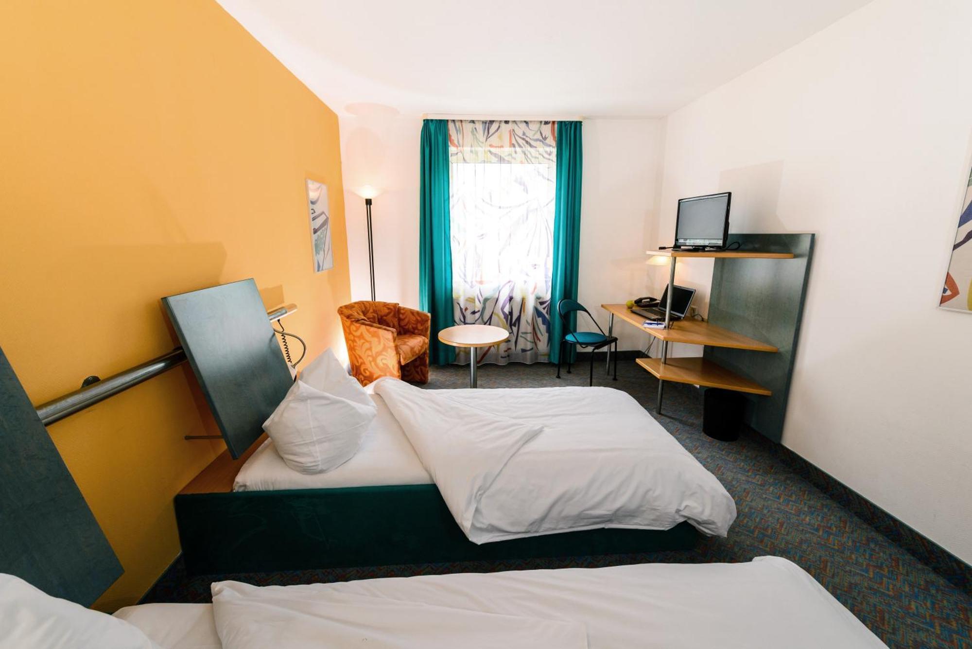 Hotel Residenz Schnelldorf Стая снимка