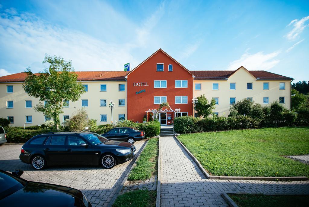 Hotel Residenz Schnelldorf Екстериор снимка